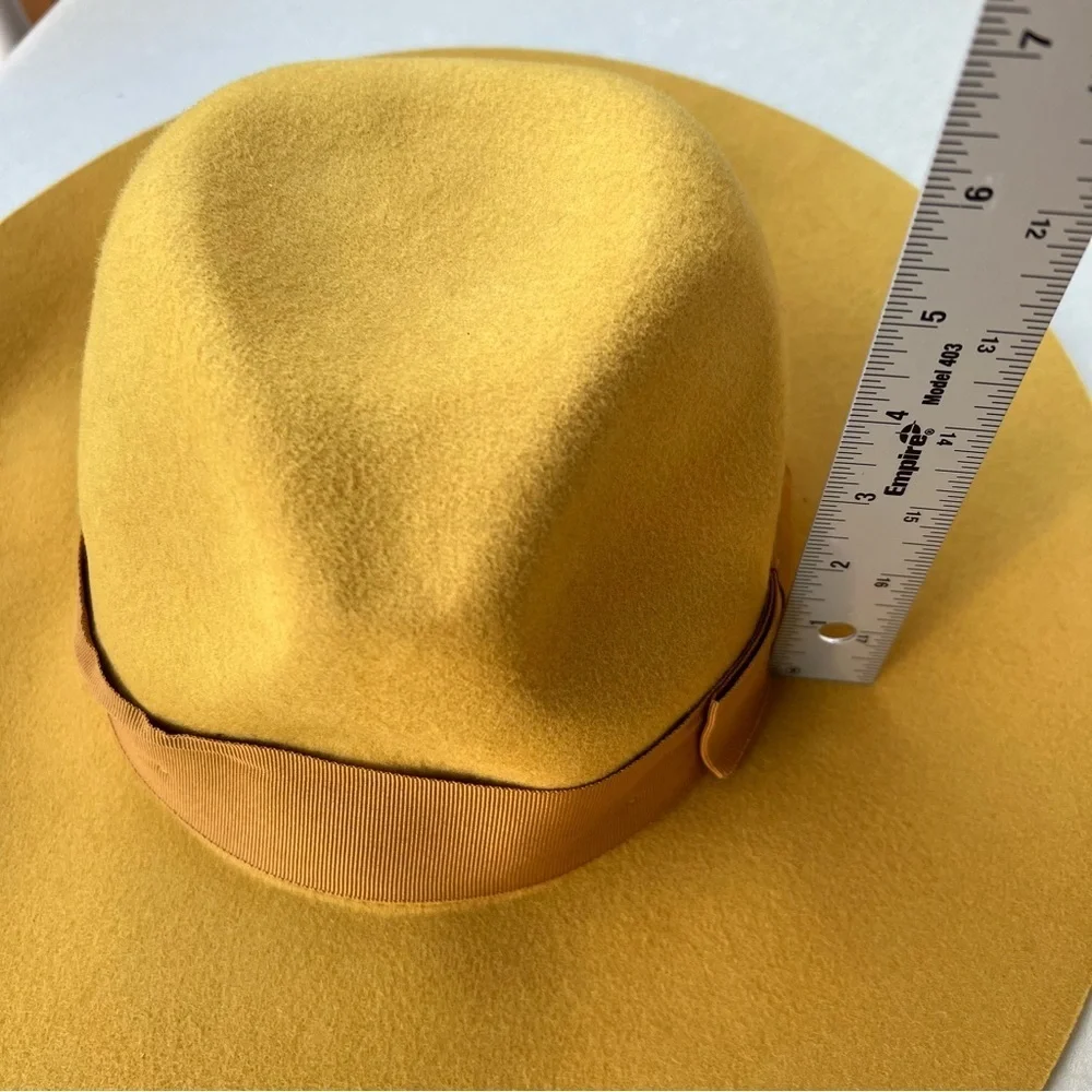 Brixton Mustard Yellow Fedora with Brown Ribbon Women’s Size M ( 7 1/4 )